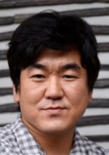 Yoon Je Moon