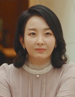 Kwak Myung Hwa