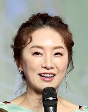 Jeon Young Mi