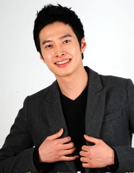 Ji Hoo