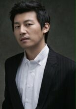 Kang-Shin-Chul-01