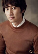 Lee-Kwang-Soo-01