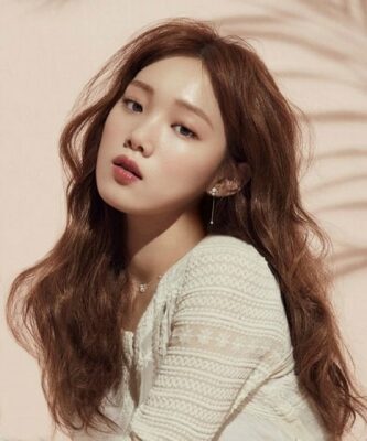 Lee Sung Kyung