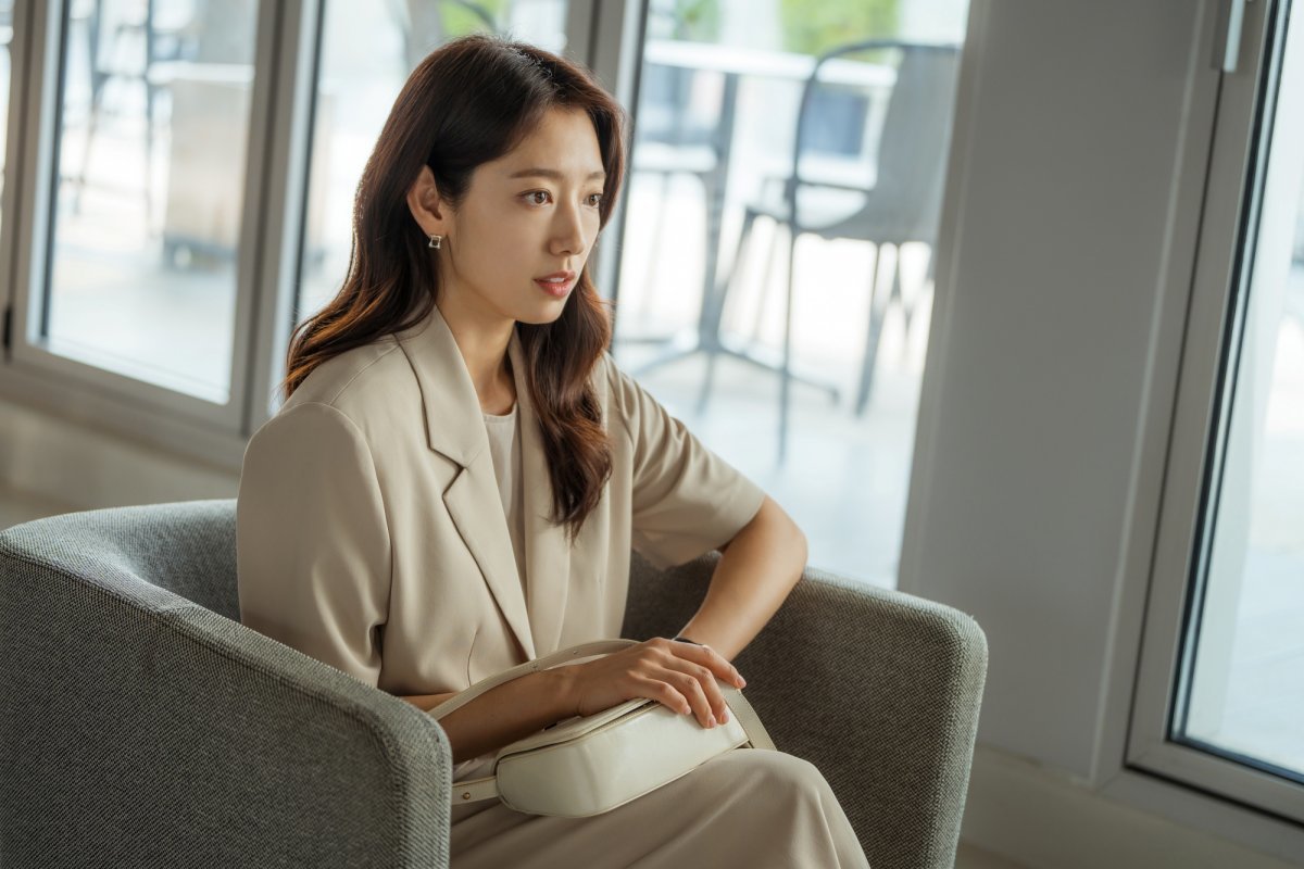 Park Shin Hye Goes On A Blind Date To Try To Get Over Park Hyung Sik In “Doctor Slump”