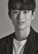 Shin-Hyun-Seung-01