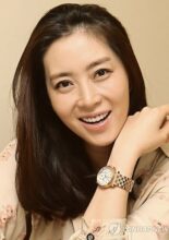 Song-Yoon-Ah-03