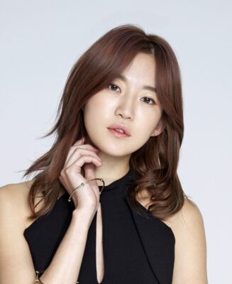 Lee Song Yi