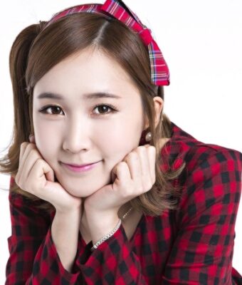 ChoA (Crayon Pop, Strawberry Milk)