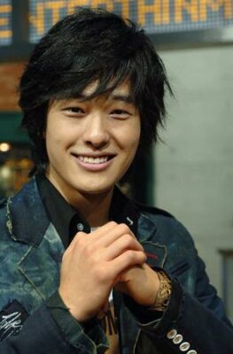 Yoon Ji Hoo